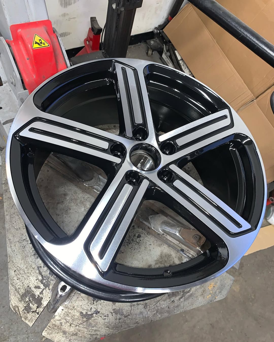 Alloy Wheel Restoration Solutions In Staines-Upon-Thames